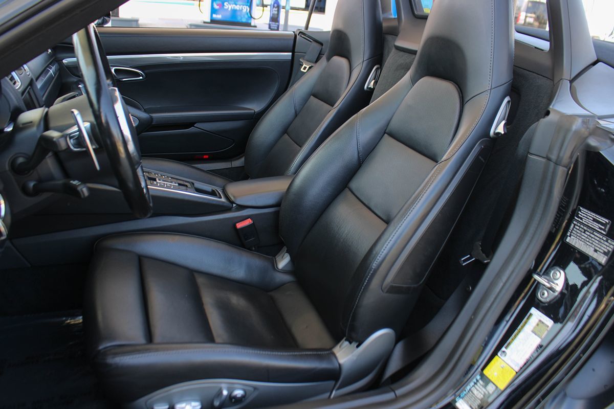 2014 Porsche Boxster S photo 15