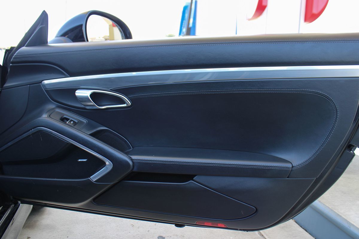 2014 Porsche Boxster S photo 53
