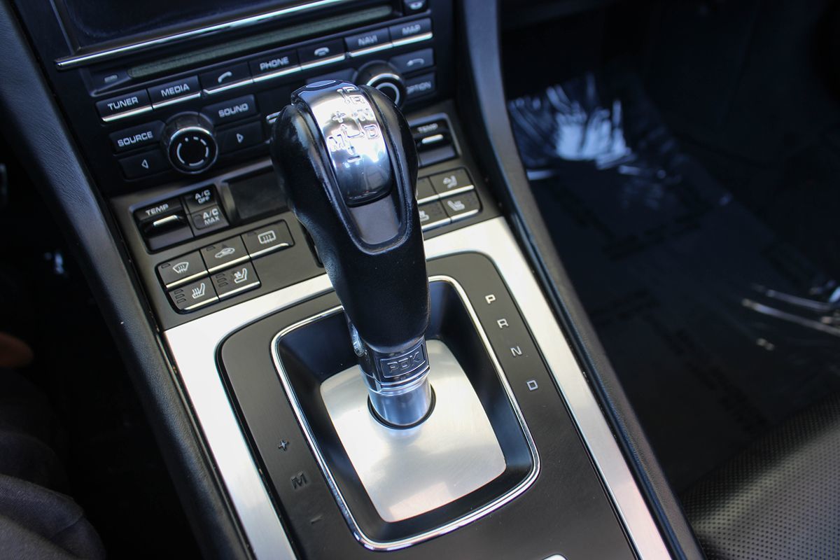2014 Porsche Boxster S photo 21