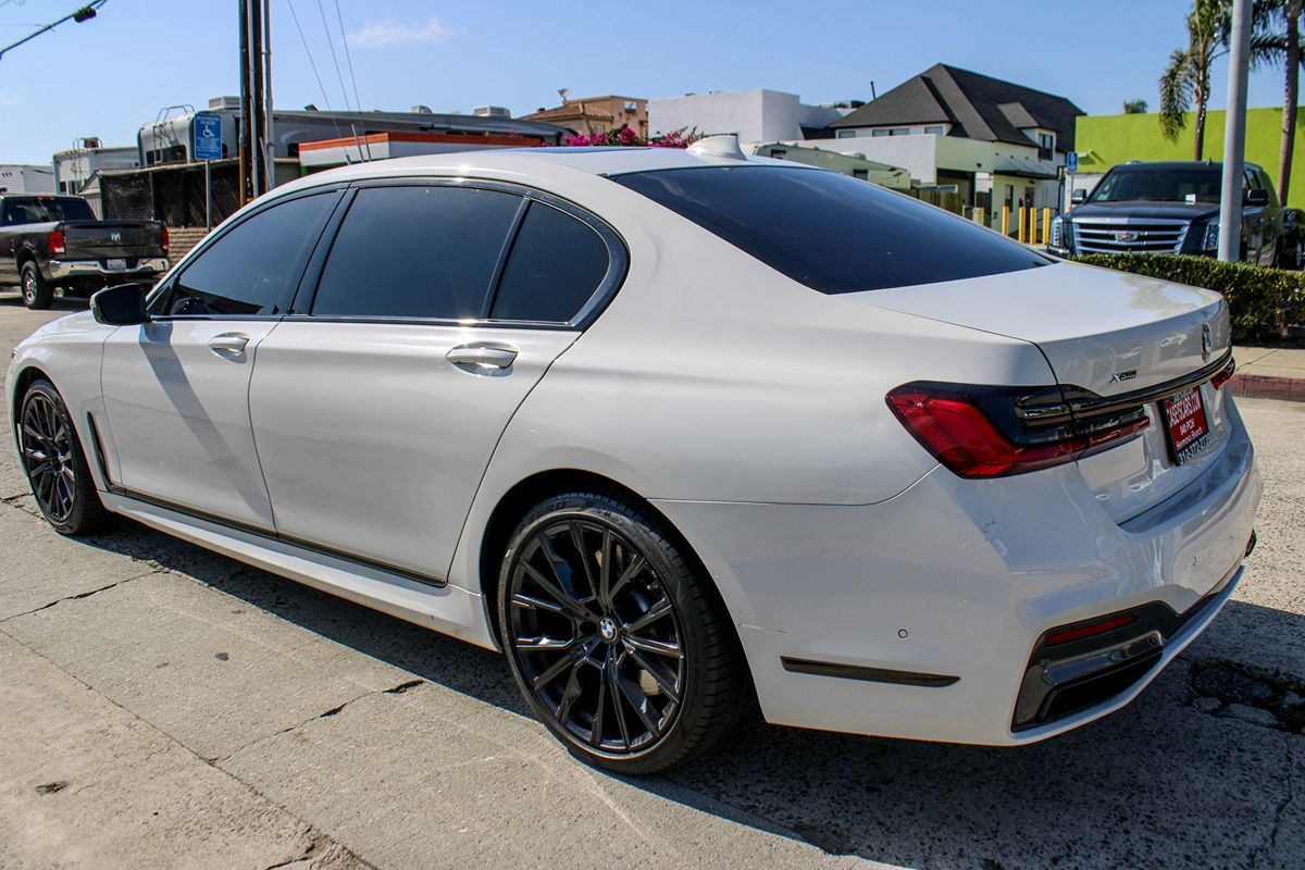 2021 Bmw 750i xDrive photo 3