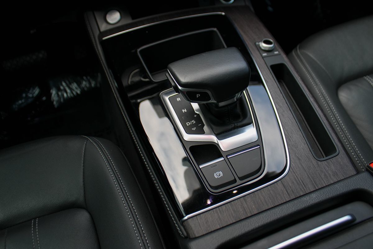 2021 Audi Q5 45 Premium Plus photo 24