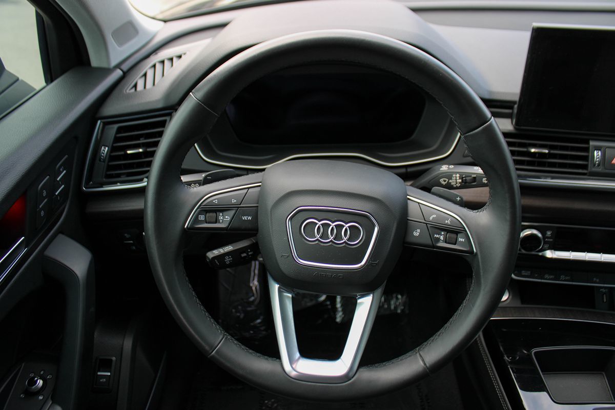 2021 Audi Q5 45 Premium Plus photo 21