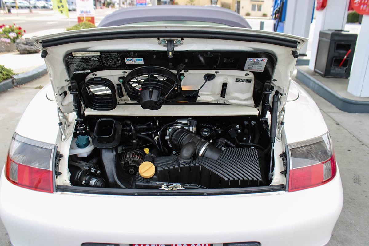 2000 Porsche 911 Cabriolet photo 28