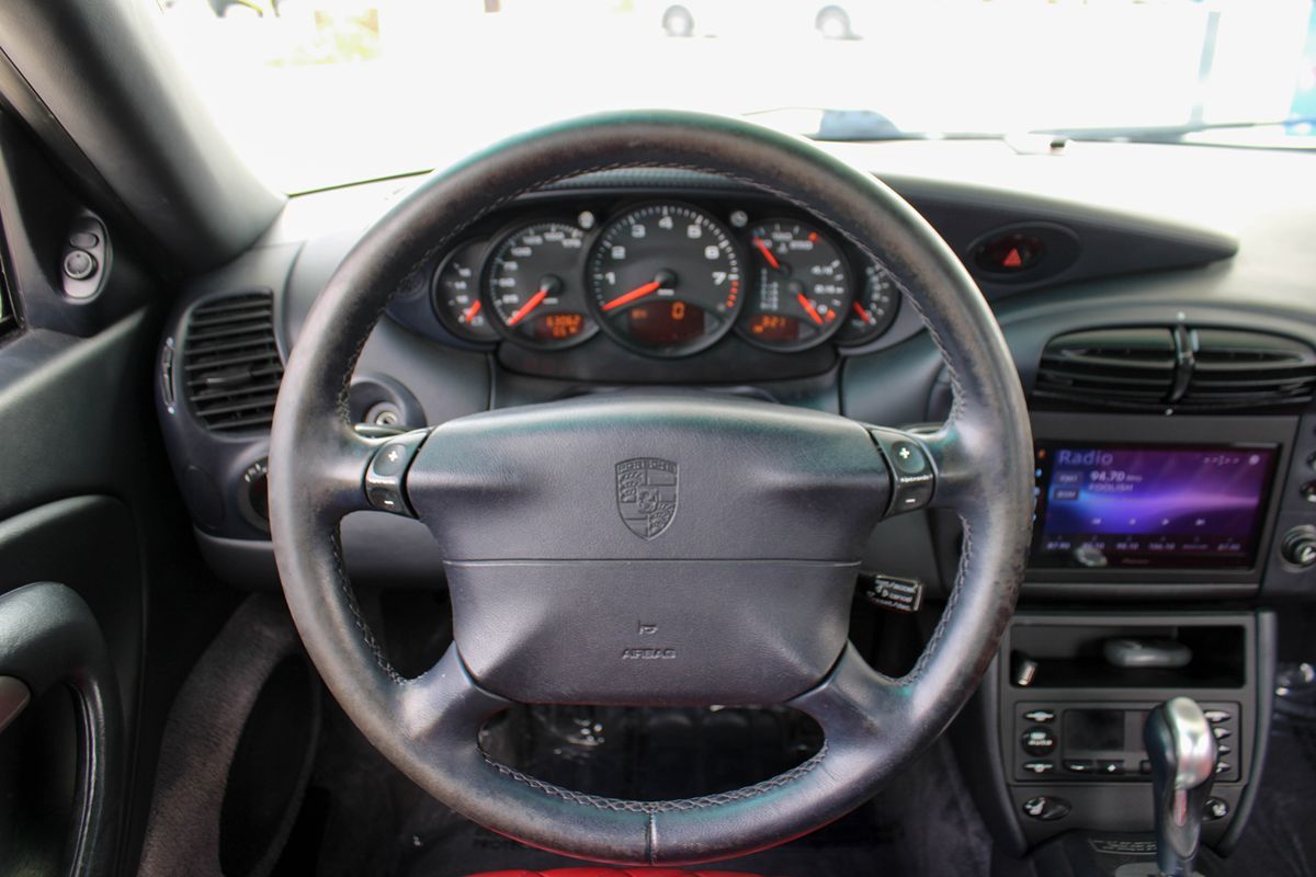 2000 Porsche 911 Cabriolet photo 21