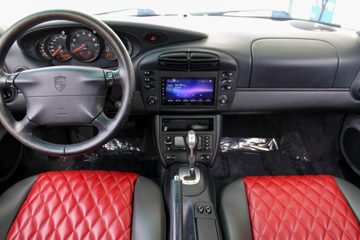 2000 Porsche 911 Cabriolet photo 11