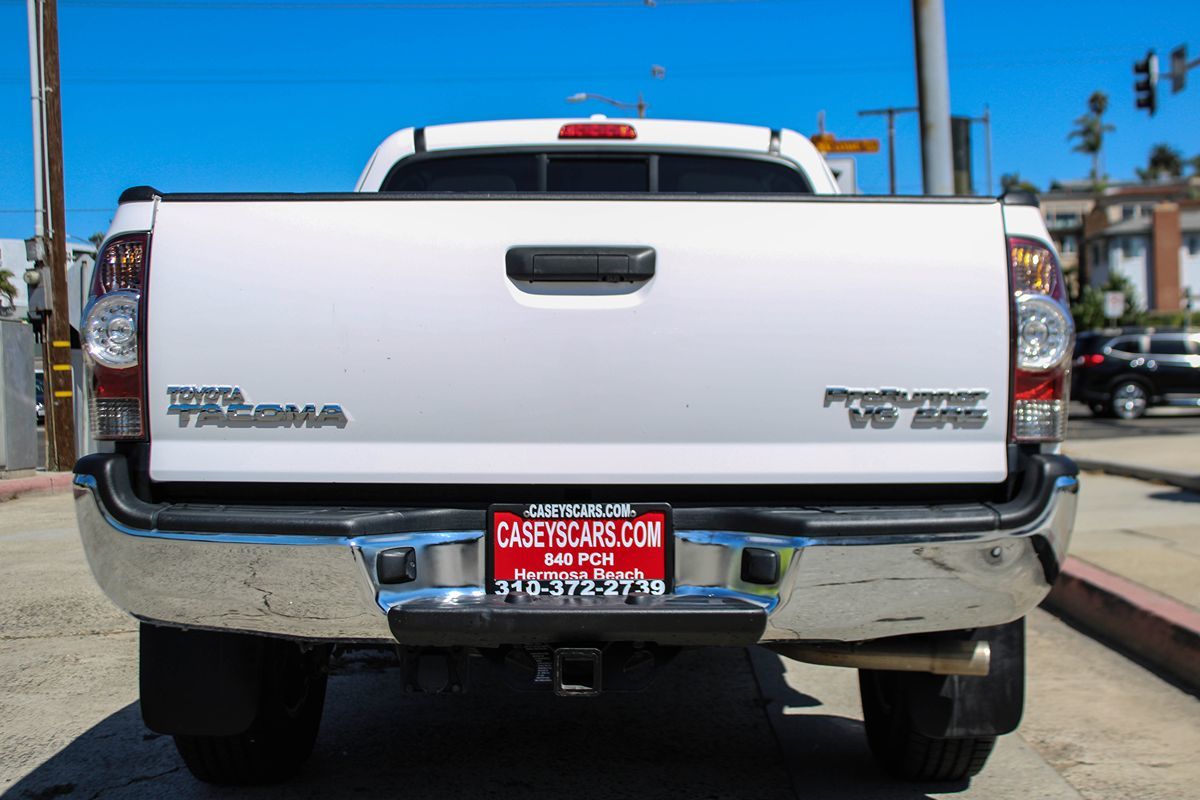 2010 Toyota Tacoma PreRunner photo 5