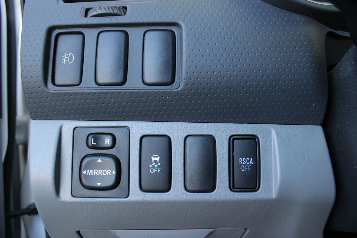 2010 Toyota Tacoma PreRunner photo 37