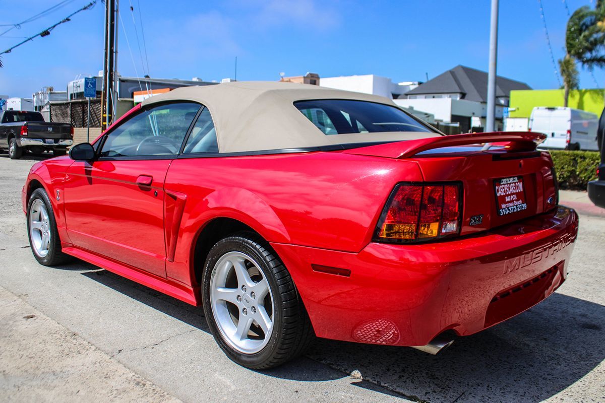 1999 Ford Mustang Cobra Convertible photo 38