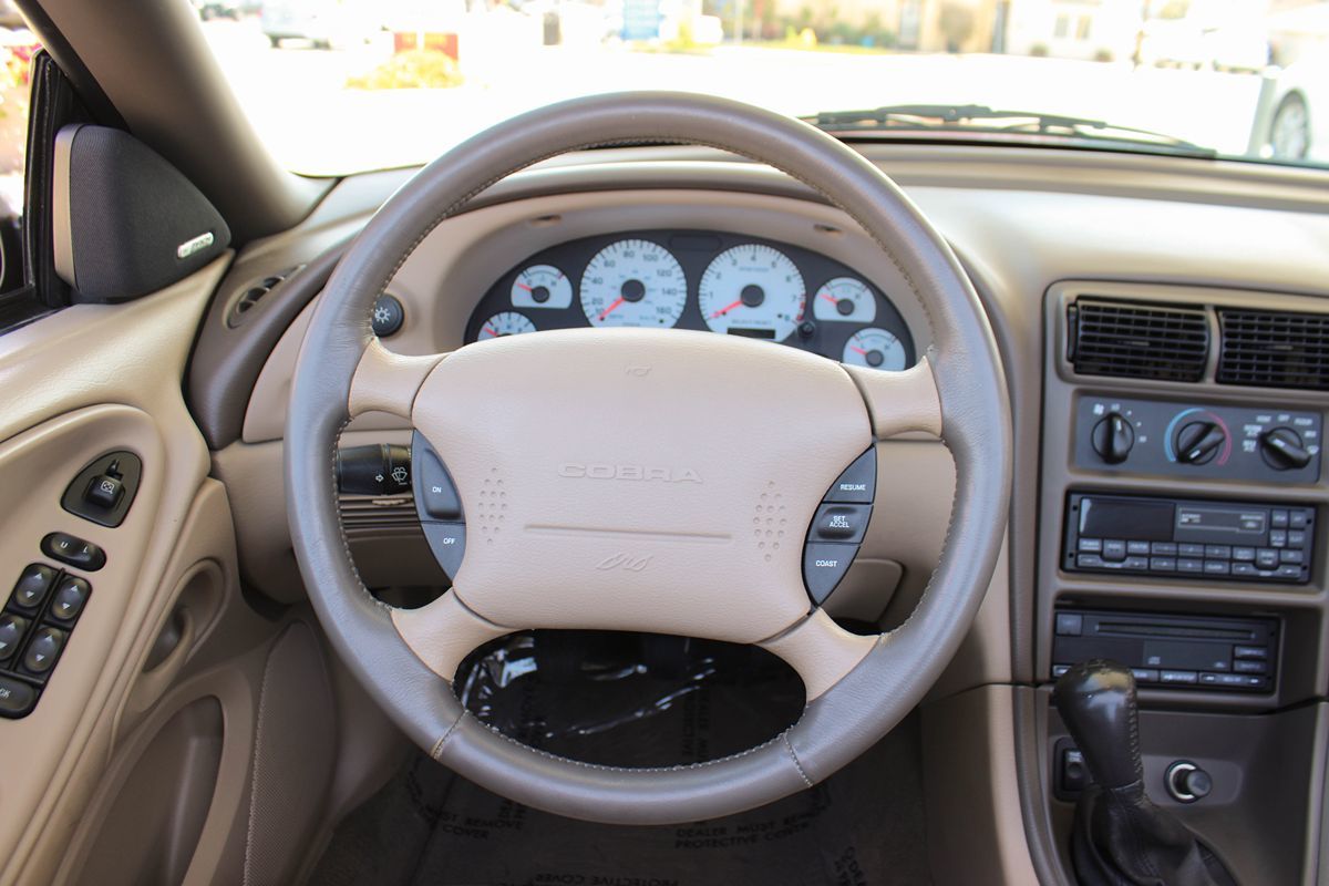 1999 Ford Mustang Cobra Convertible photo 27