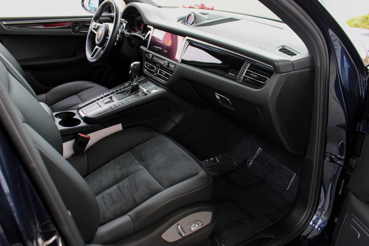 2019 Porsche Macan photo 16