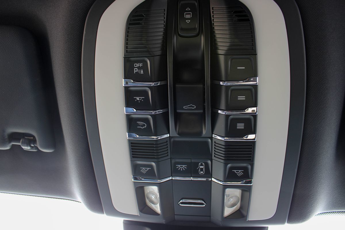 2019 Porsche Macan photo 44