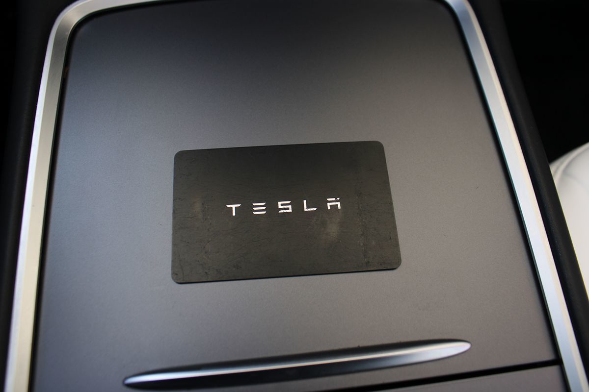 2021 Tesla Model Y Long Range photo 9