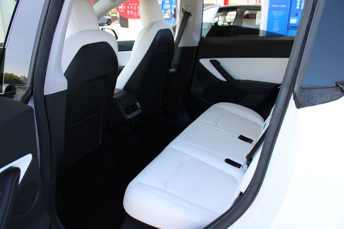 2021 Tesla Model Y Long Range photo 14