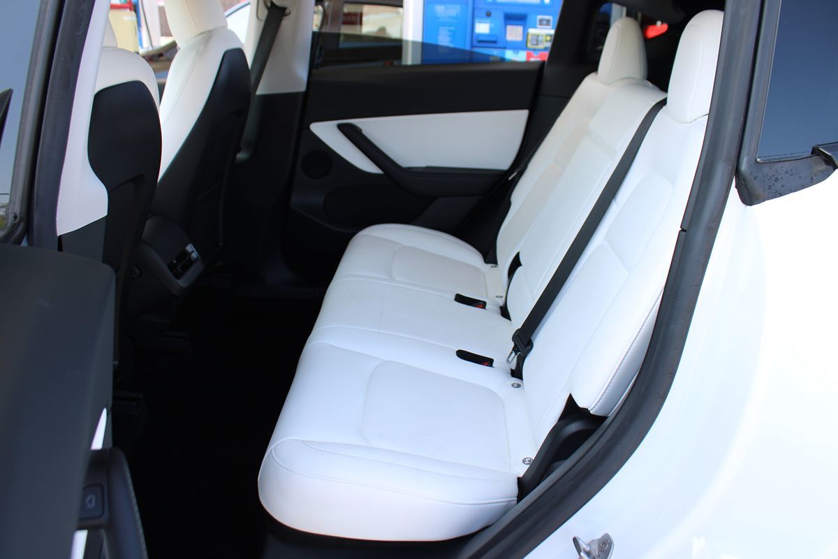 2021 Tesla Model Y Long Range photo 15