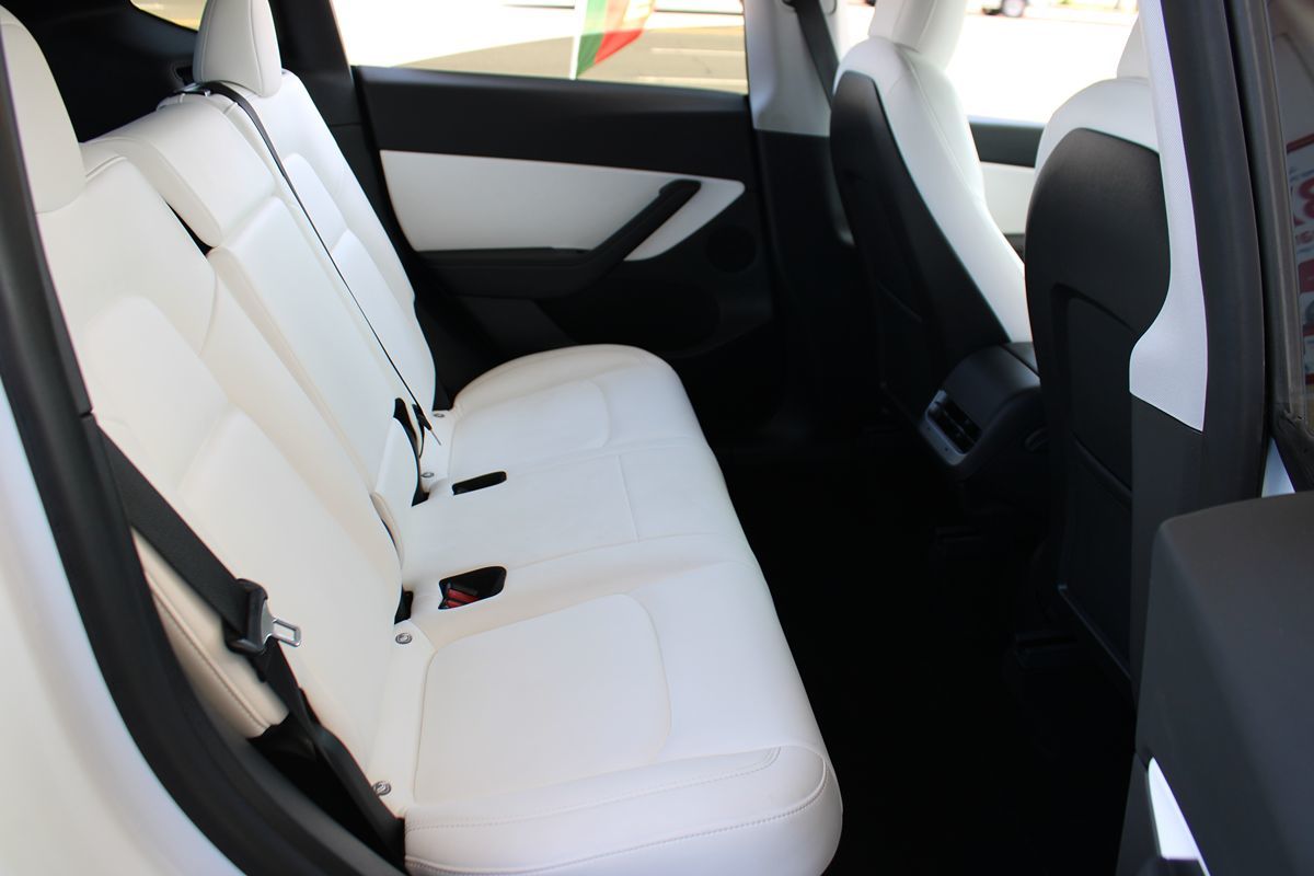 2021 Tesla Model Y Long Range photo 18