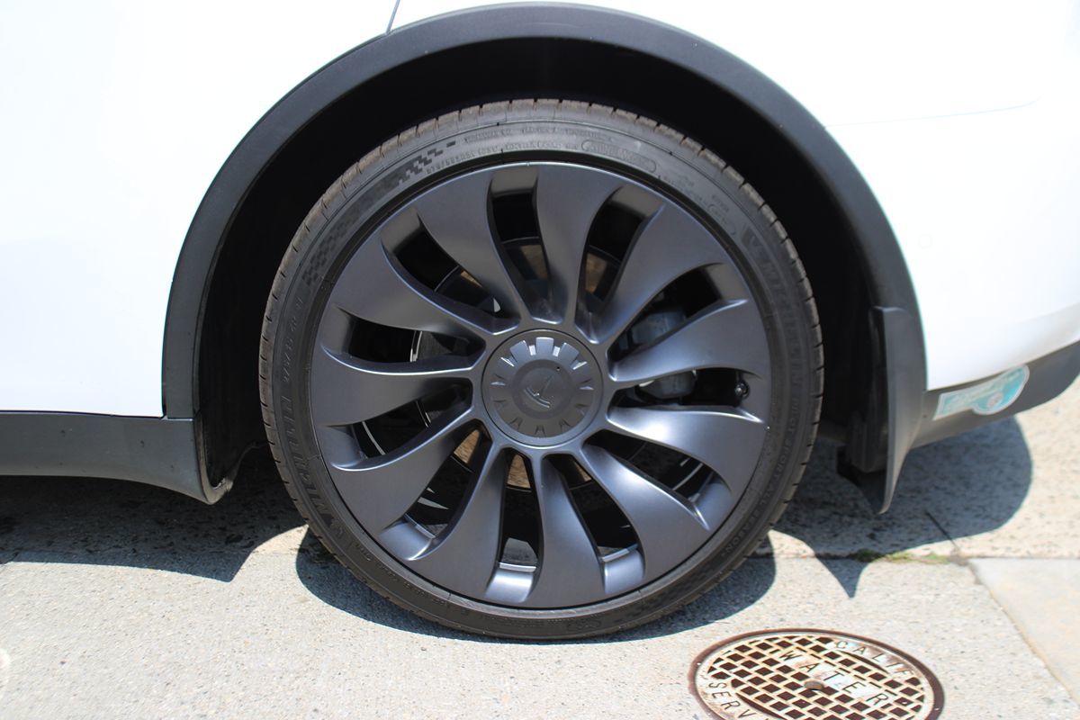 2021 Tesla Model Y Long Range photo 25