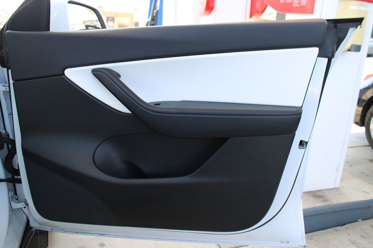 2021 Tesla Model Y Long Range photo 29