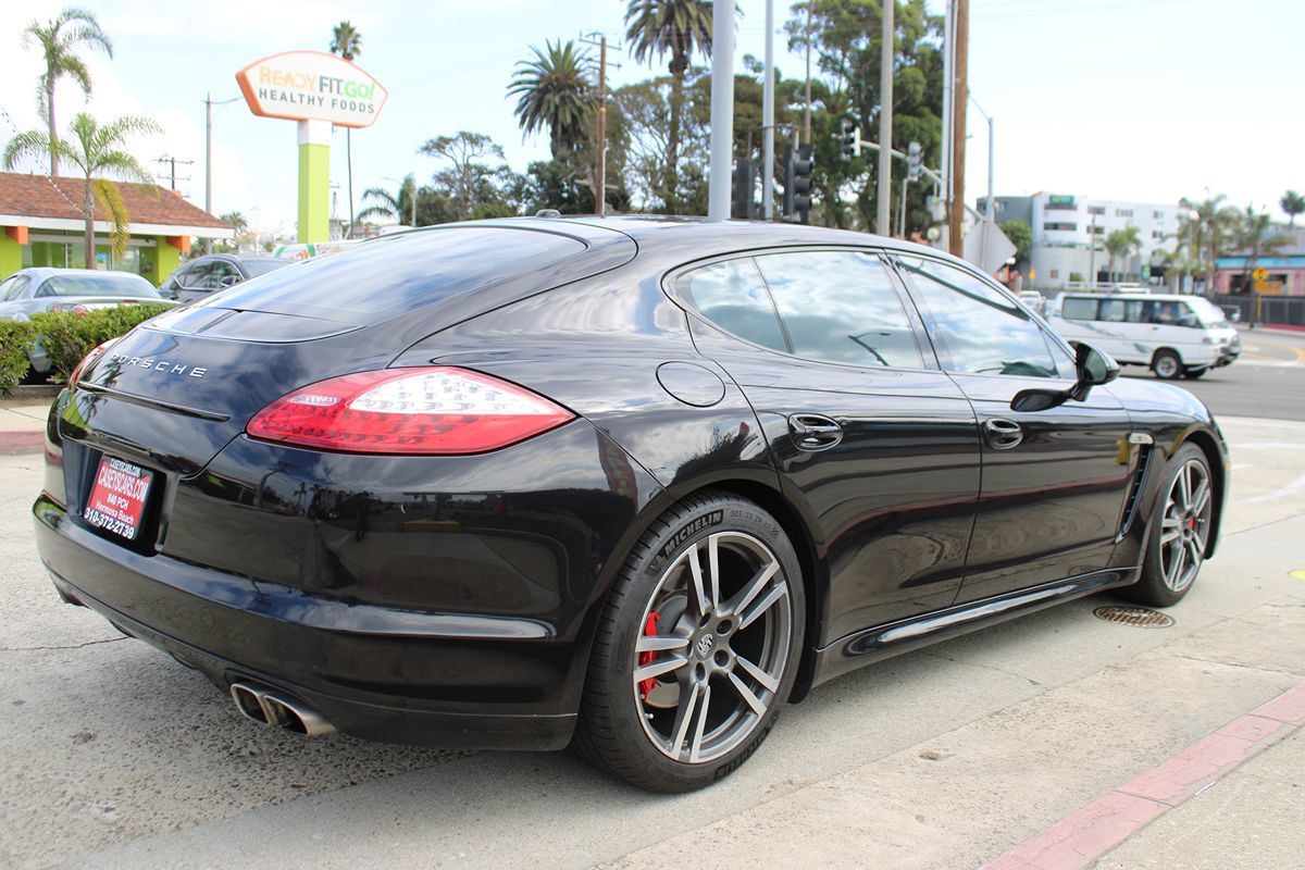2012 Porsche Panamera Turbo photo 6
