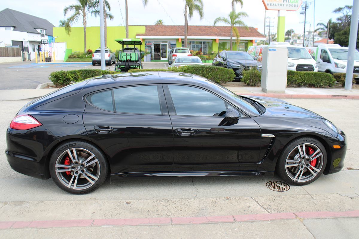 2012 Porsche Panamera Turbo photo 7