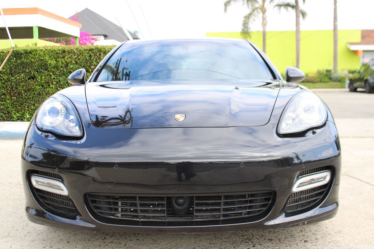 2012 Porsche Panamera Turbo photo 10