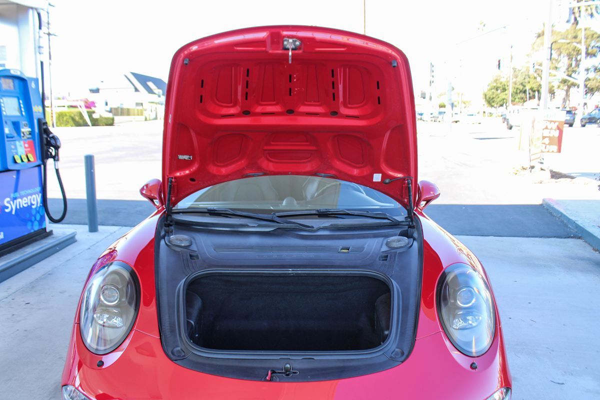 2015 Porsche 911 GTS Coupe photo 41