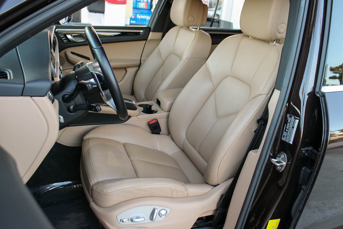 2021 Porsche Macan S photo 15