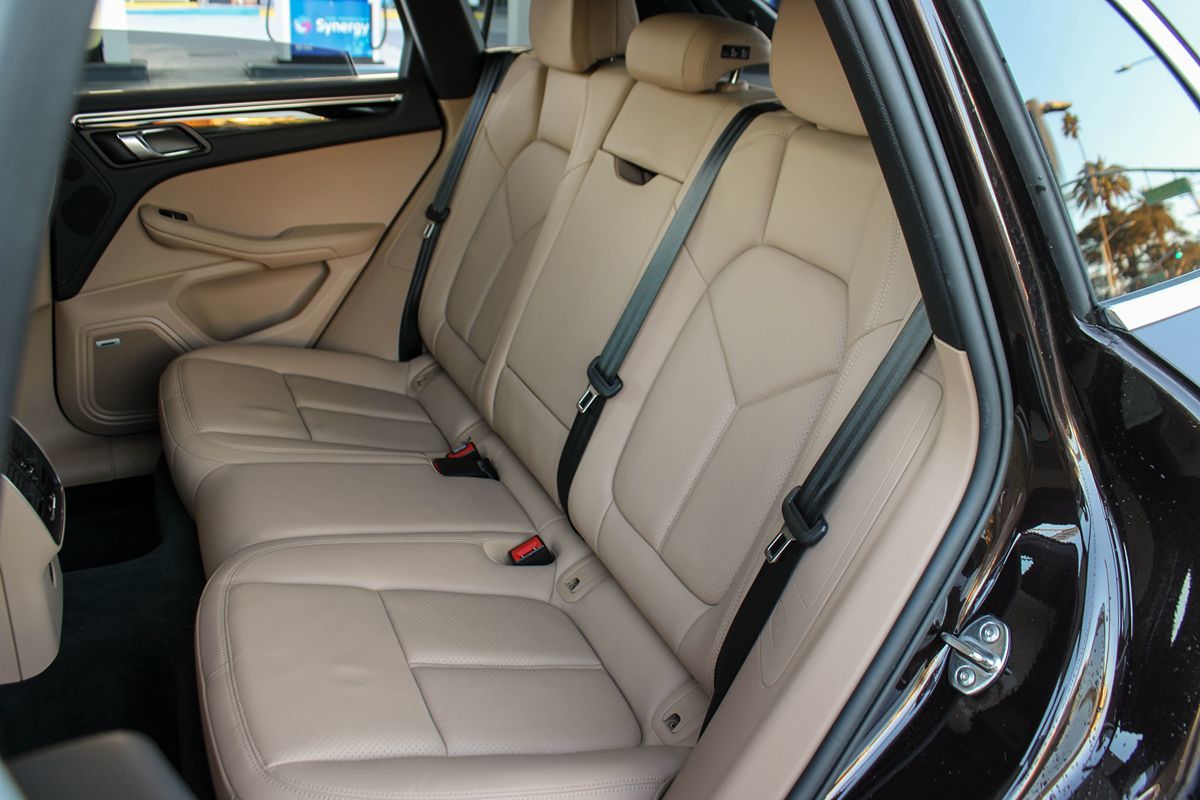 2021 Porsche Macan S photo 18