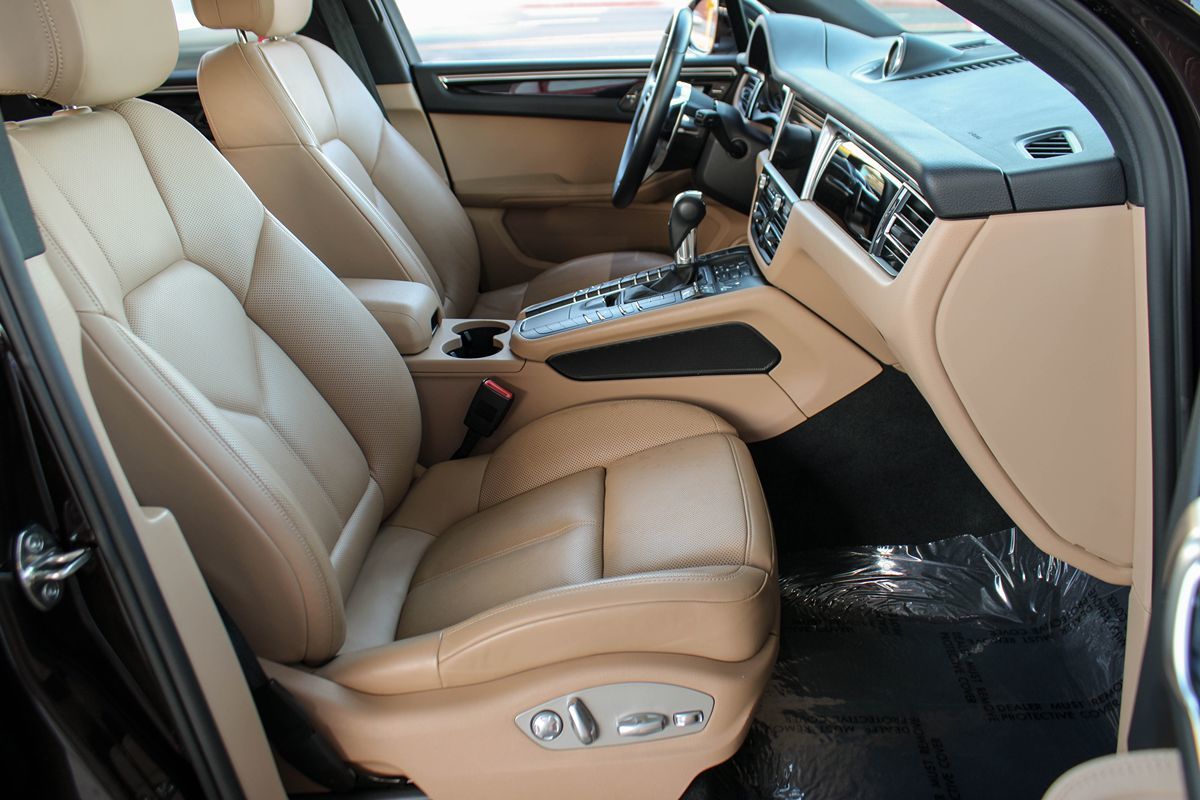 2021 Porsche Macan S photo 20