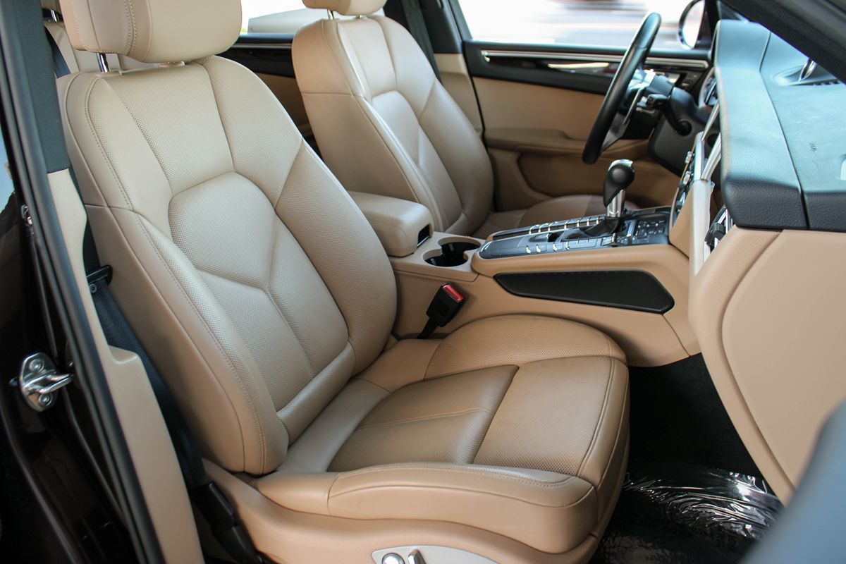 2021 Porsche Macan S photo 21