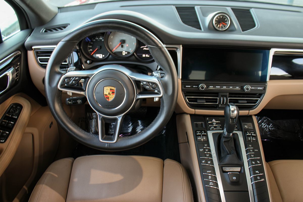 2021 Porsche Macan S photo 11