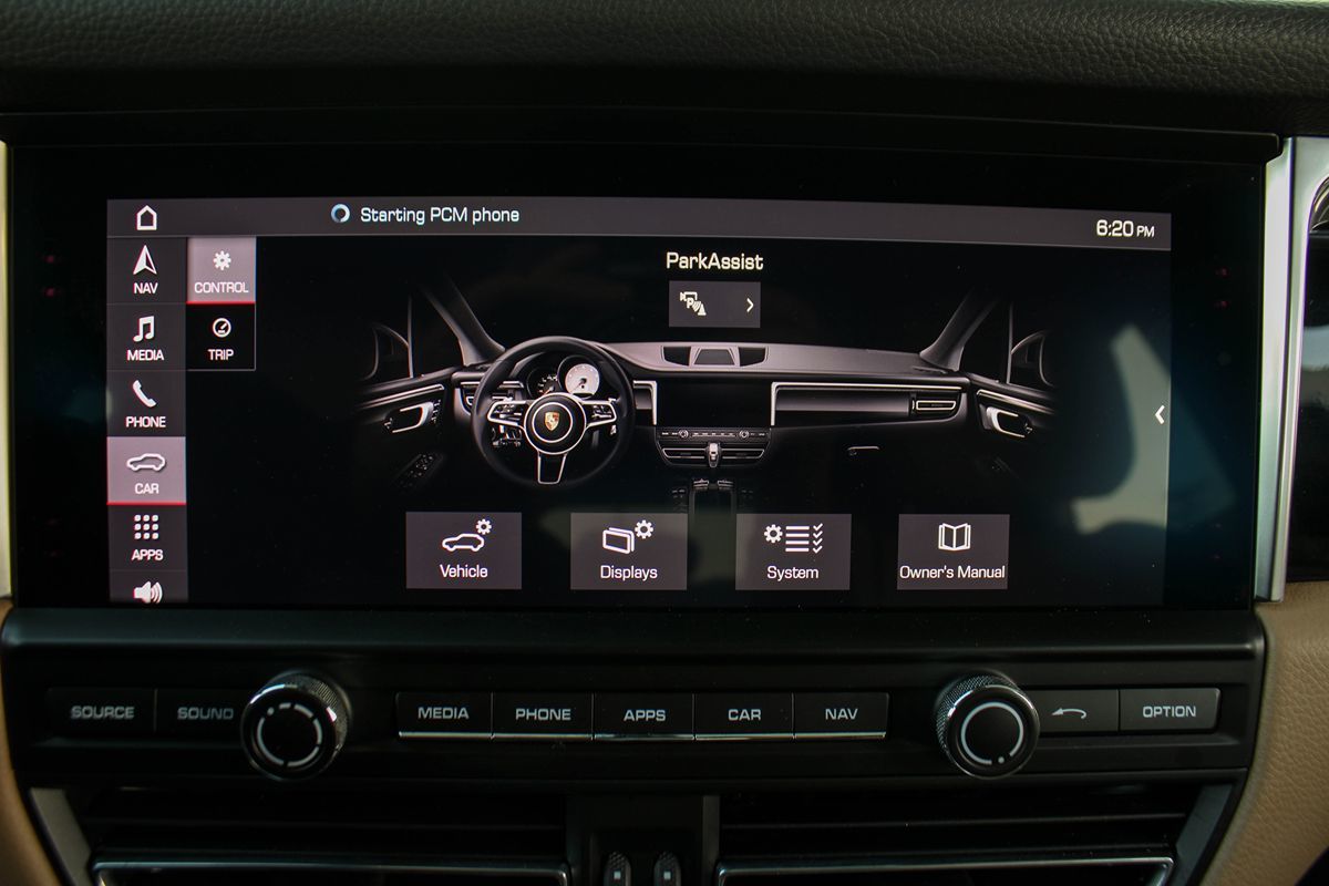 2021 Porsche Macan S photo 35