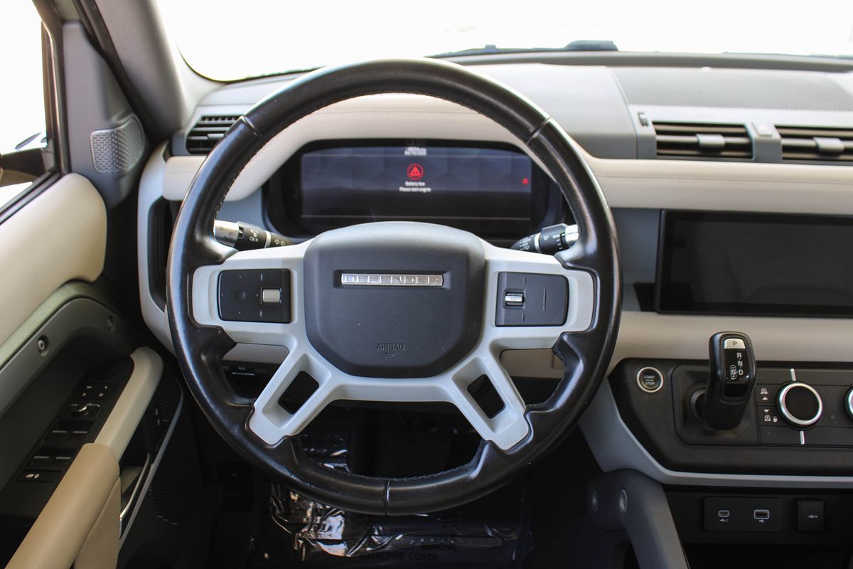 2021 Land Rover Defender SE photo 31