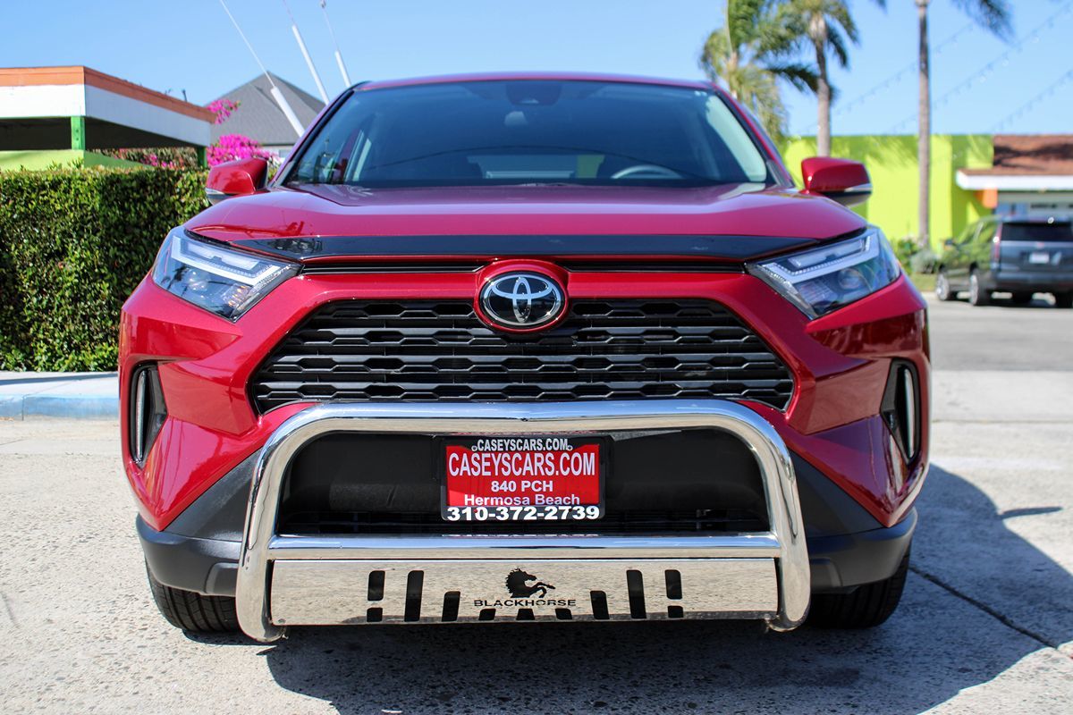 2024 Toyota RAV4 LE photo 10