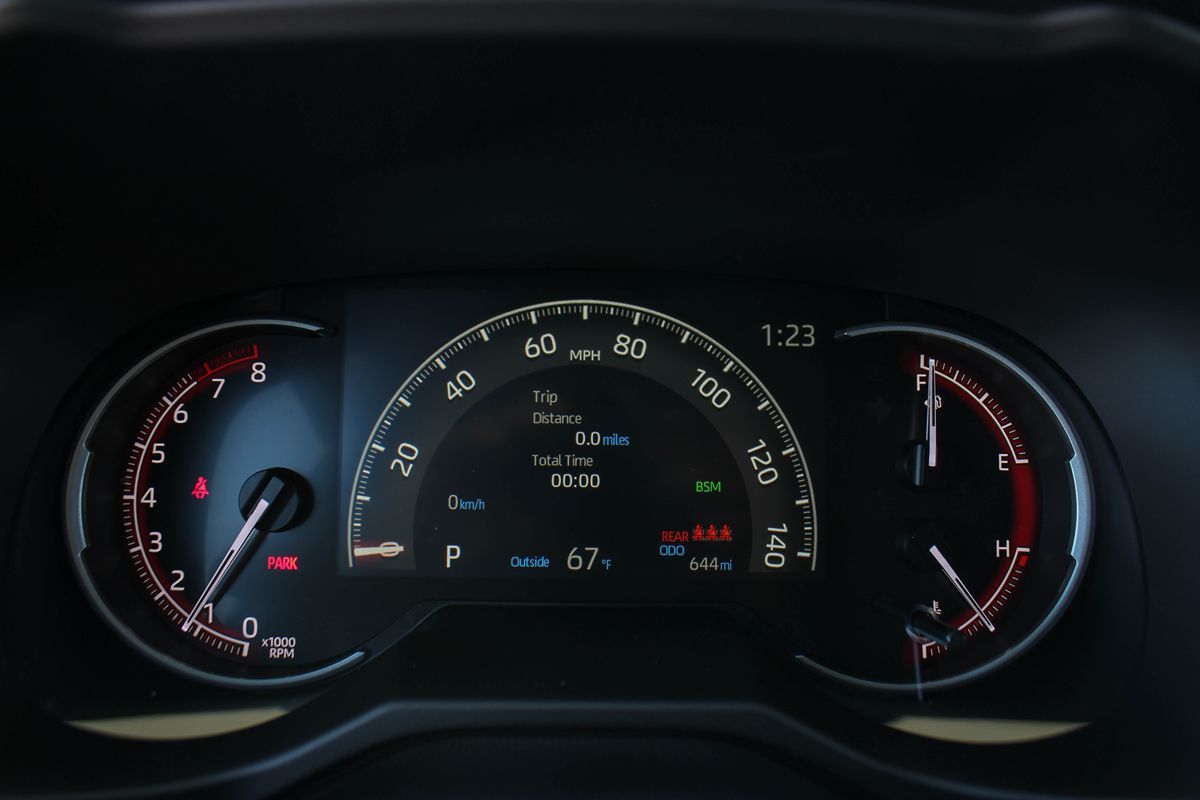 2024 Toyota RAV4 LE photo 27