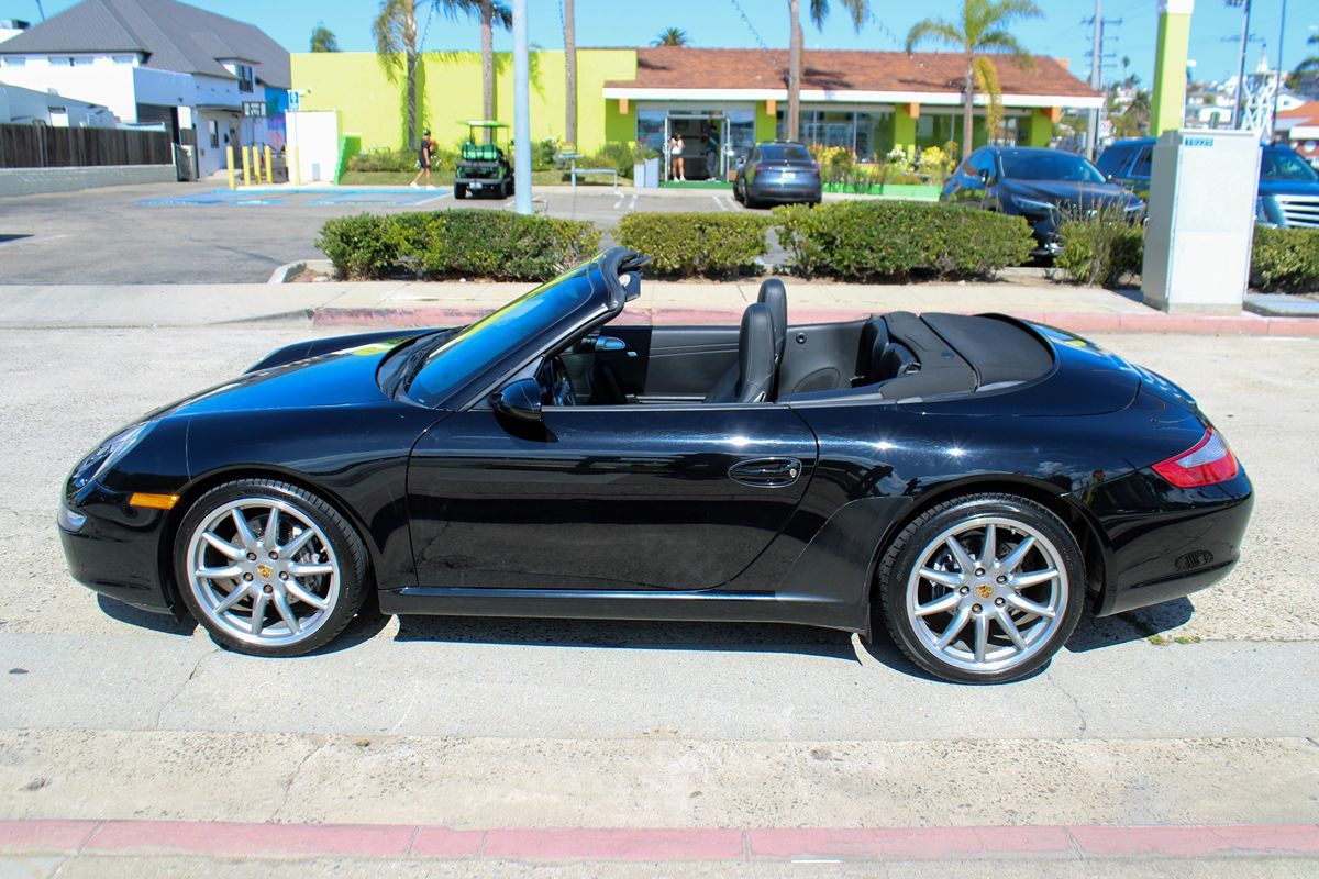 2006 Porsche 911 Cabriolet photo 2