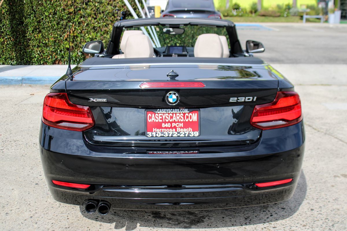 2020 Bmw 230i xDrive Convertible photo 3