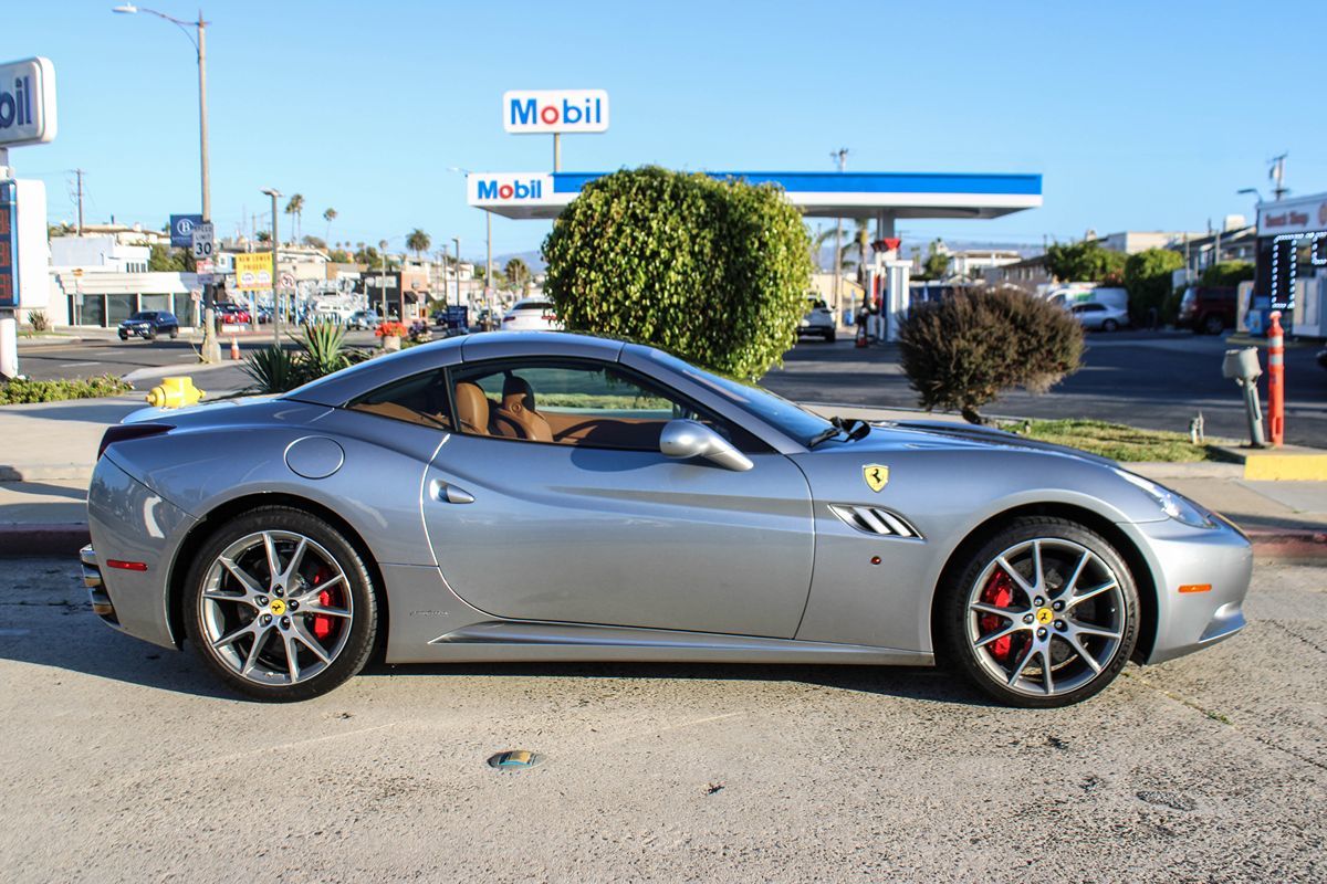 2012 Ferrari California Base - Photo 43
