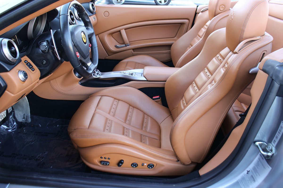 2012 Ferrari California Base - Photo 17