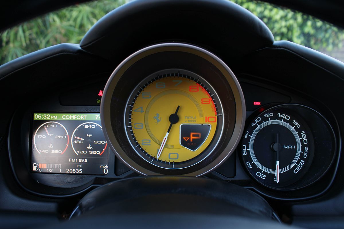 2012 Ferrari California Base - Photo 25