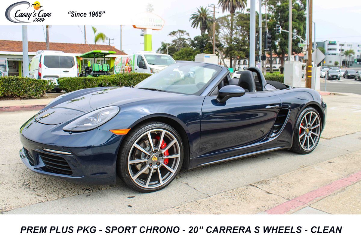 2018 Porsche 718 Boxster S w/Premium Plus Pkg & Sport Chrono
