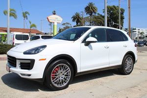 View 2015 Porsche Cayenne Turbo