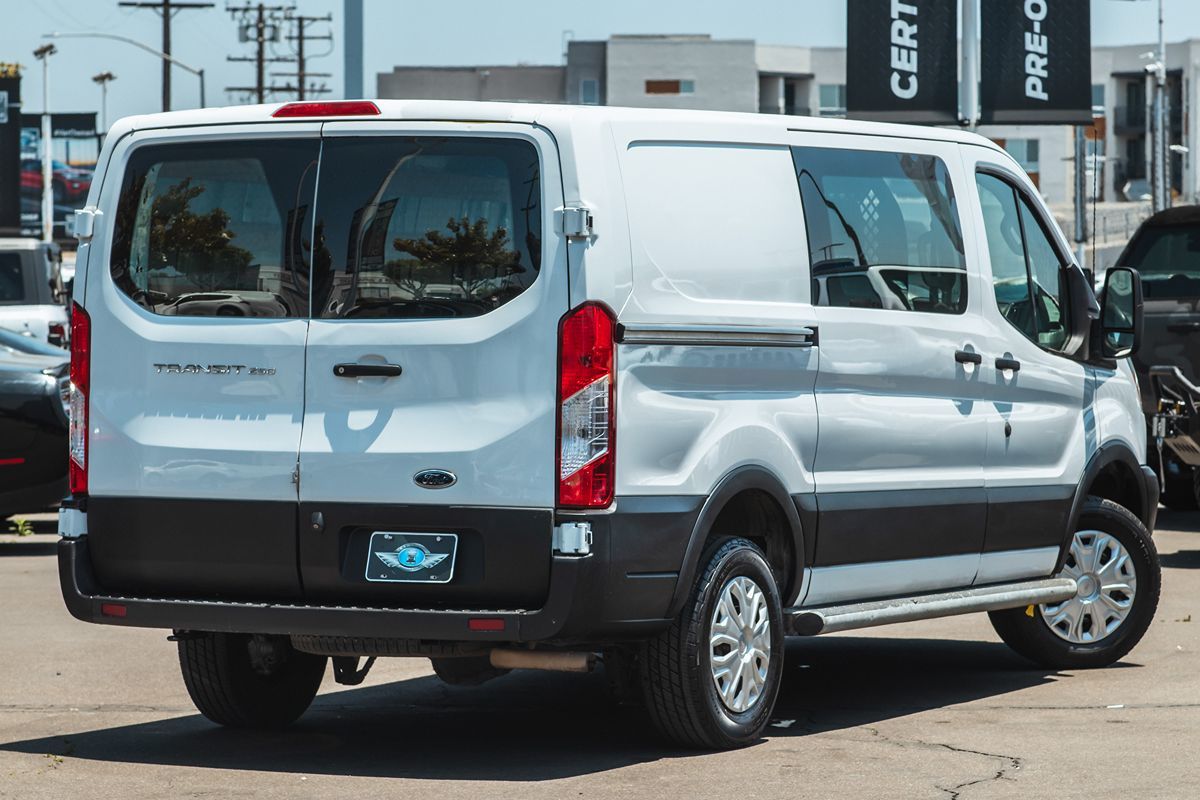 2019 Ford Transit Van photo 3
