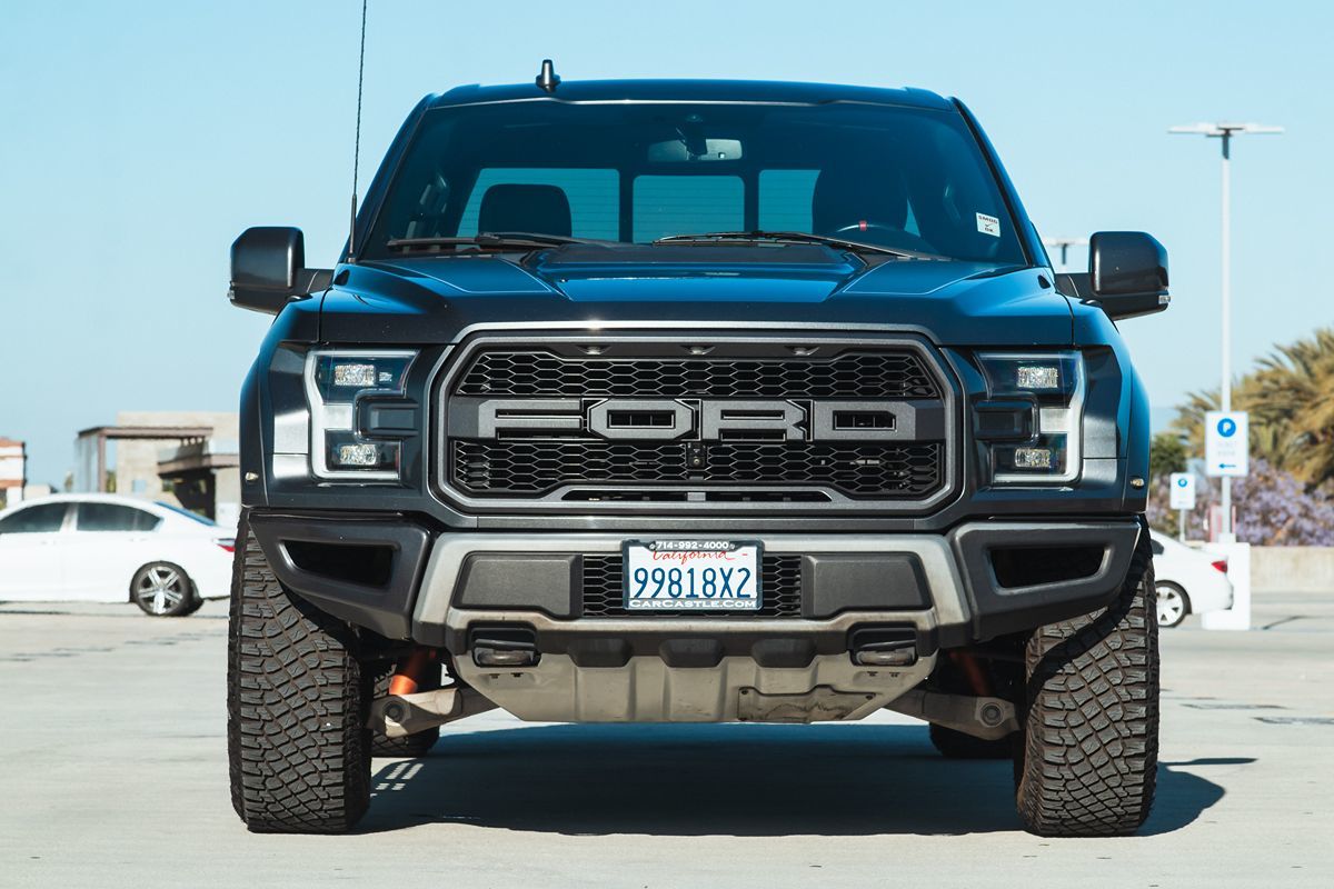 2019 Ford F-150 Raptor photo 3