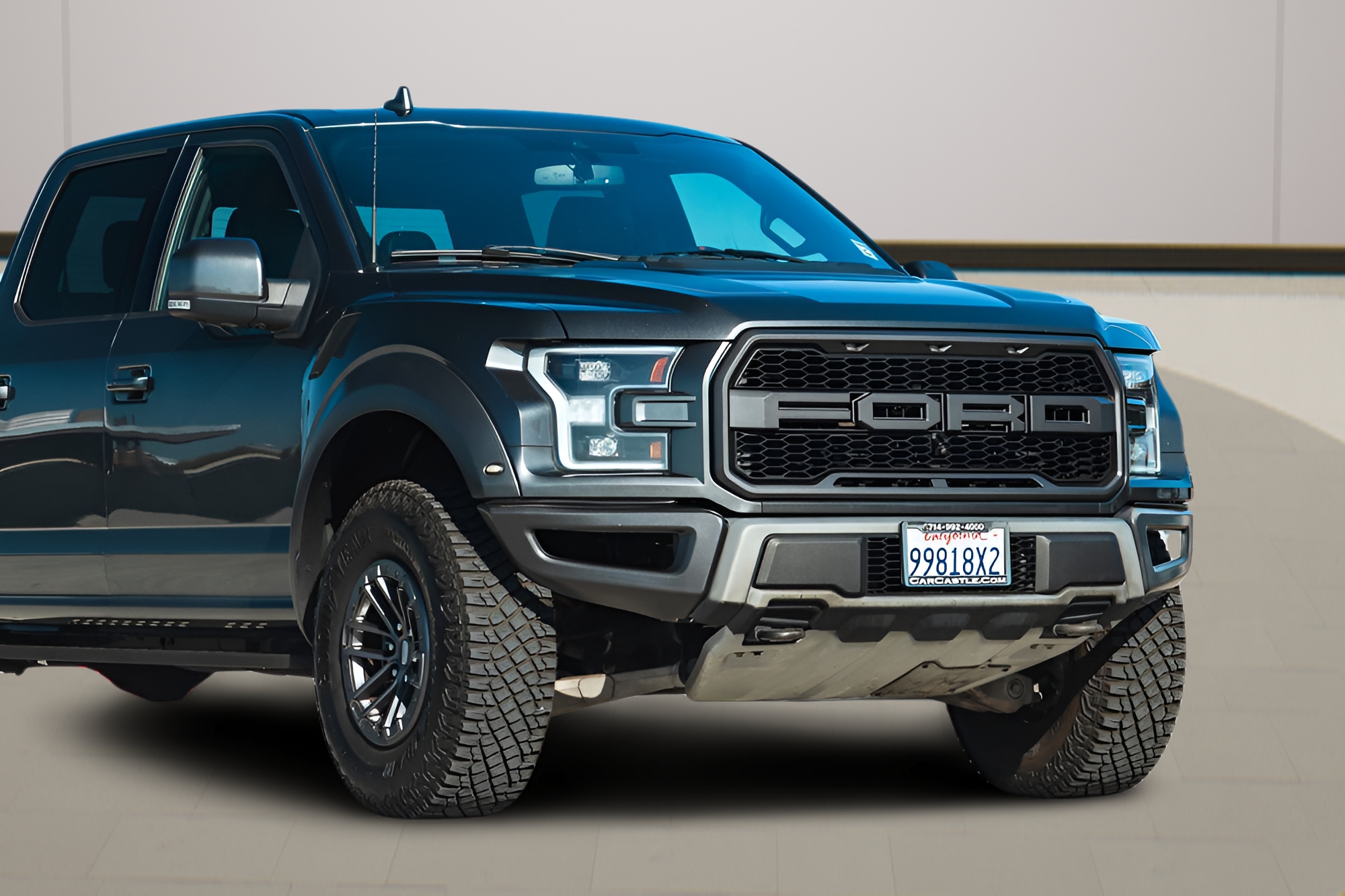 View vehicle photo 5