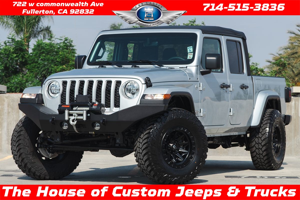 2023 Jeep Gladiator Overland's photo