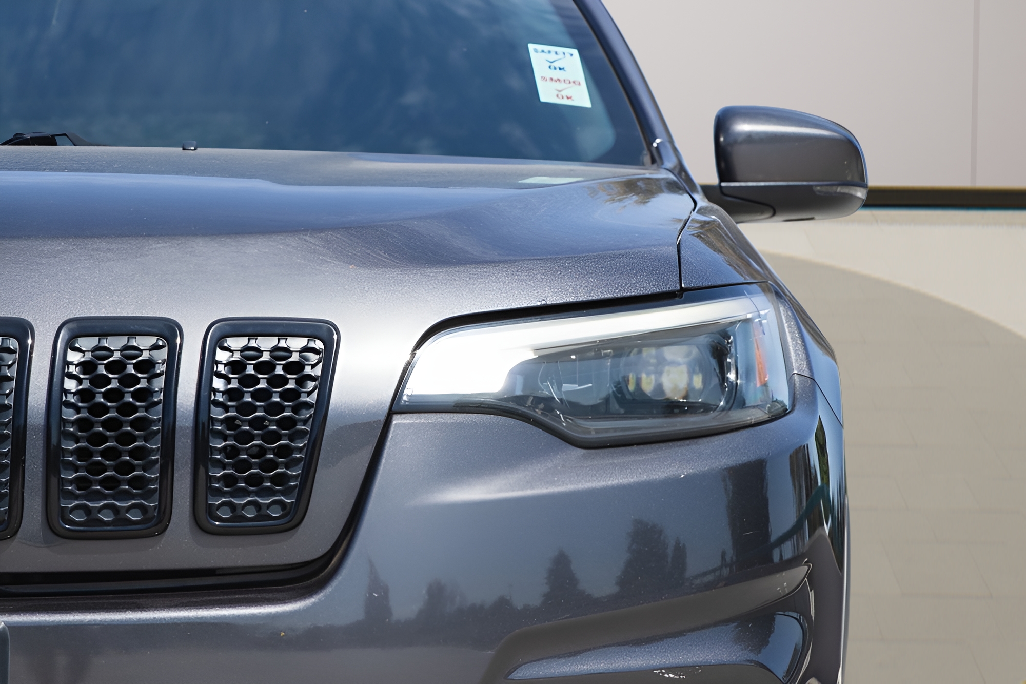 View vehicle photo 6