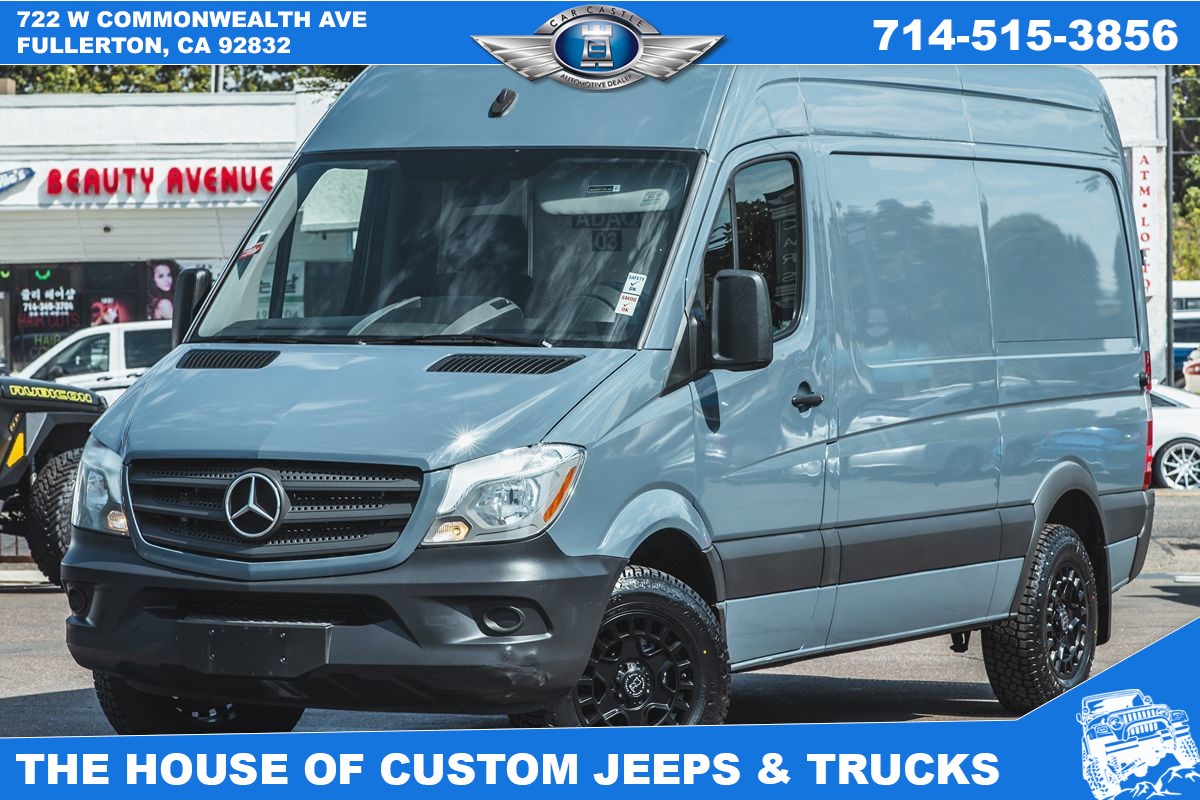 2018 Mercedes-Benz Sprinter Cargo Van 2500 Standard Roof V6 144" Worker RWD