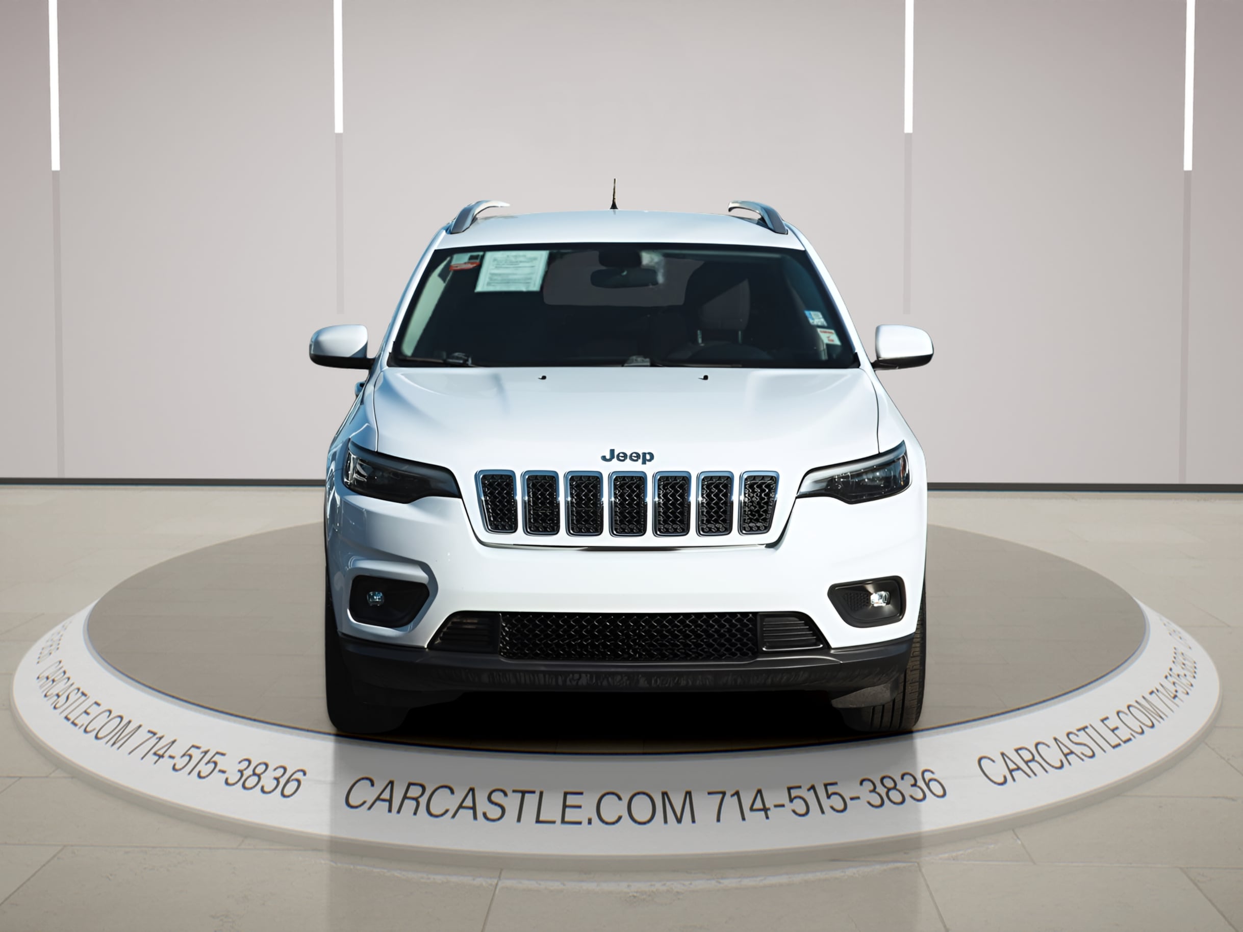 View vehicle photo 2