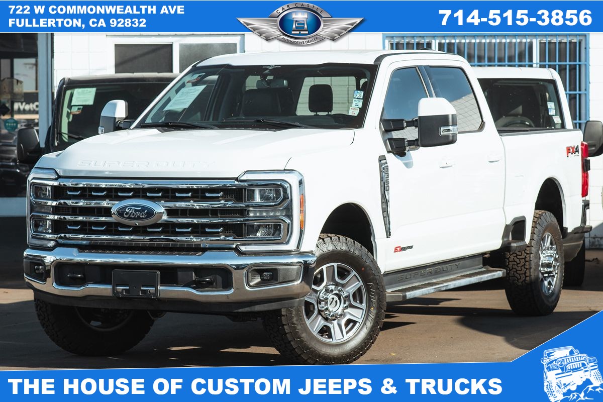 2023 Ford Super Duty F-350 SRW LARIAT