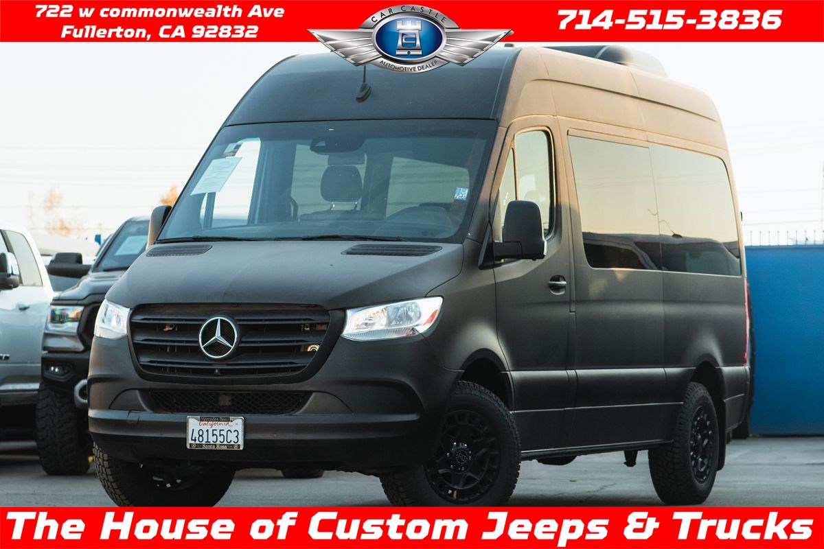 2022 Mercedes-Benz Sprinter Passenger Van 2500 Standard Roof I4 Gas 144" RWD